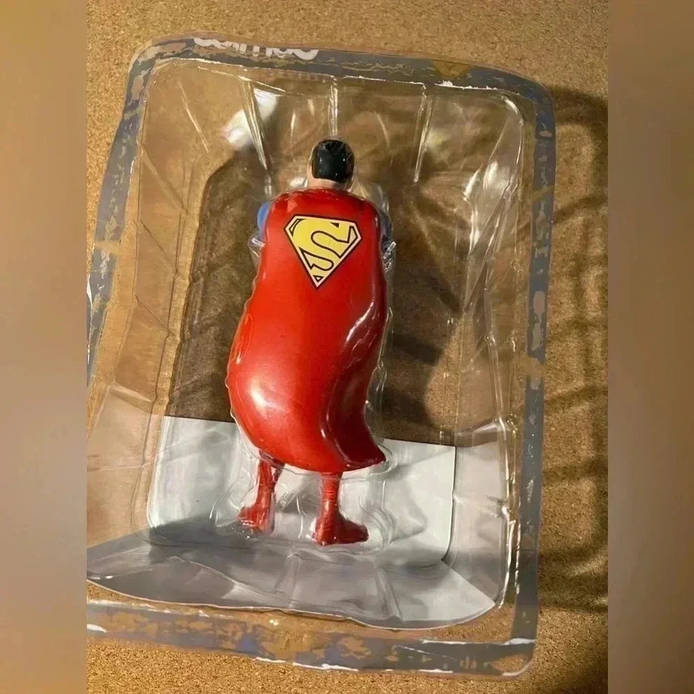 Neca Toony Comics Dc Superman Action Figure New open box - Picture 2 of 5